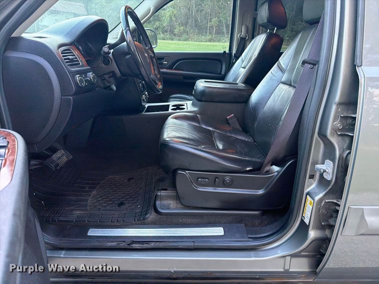 image for item FN2644 2007 GMC Yukon SUV