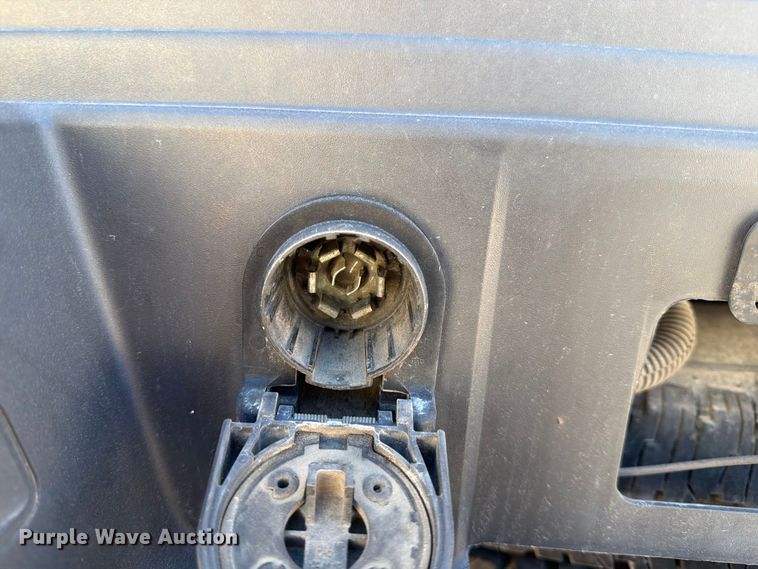 image for item FN2645 2015 GMC Sierra 2500HD Crew Cab pickup truck