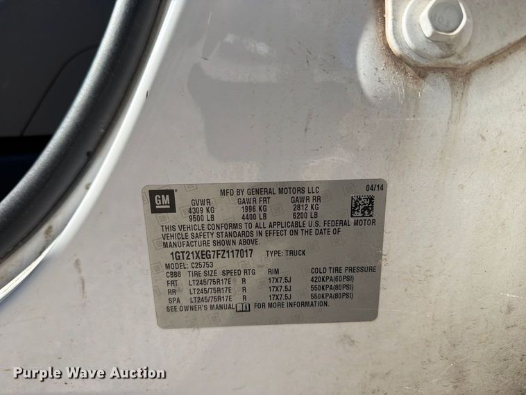 image for item FN2645 2015 GMC Sierra 2500HD Crew Cab pickup truck