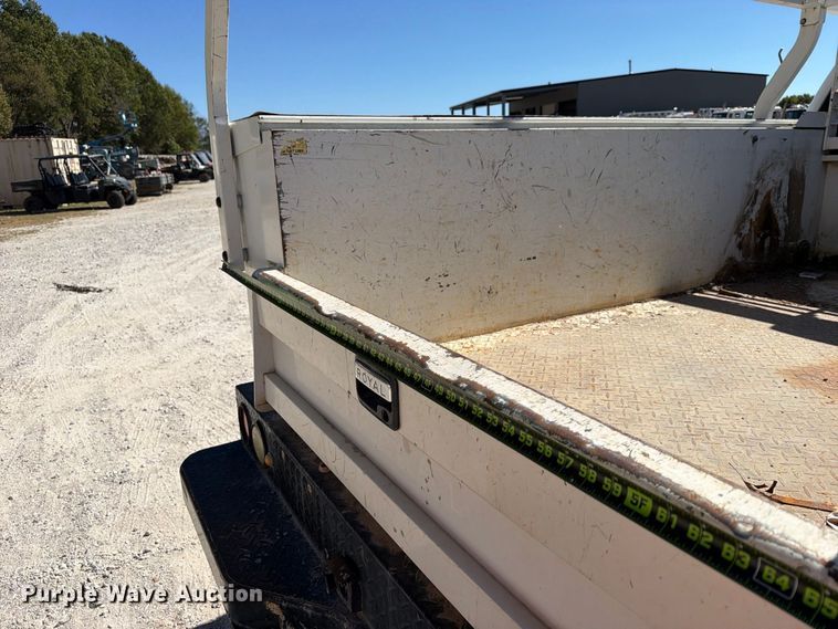 image for item FN2647 2015 Chevrolet Silverado 2500HD Crew Cab utility bed pickup truck