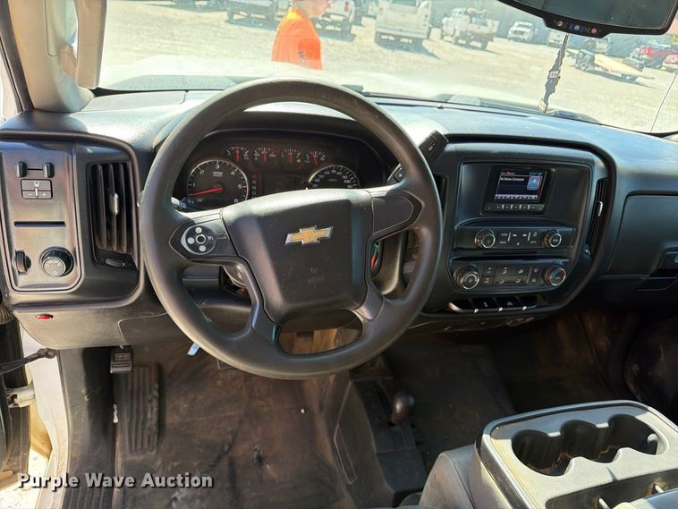 image for item FN2647 2015 Chevrolet Silverado 2500HD Crew Cab utility bed pickup truck