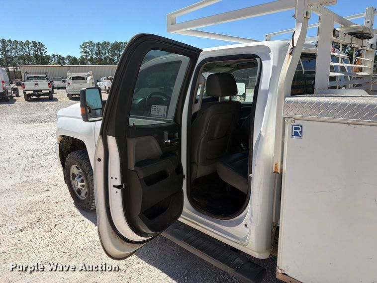 image for item FN2647 2015 Chevrolet Silverado 2500HD Crew Cab utility bed pickup truck