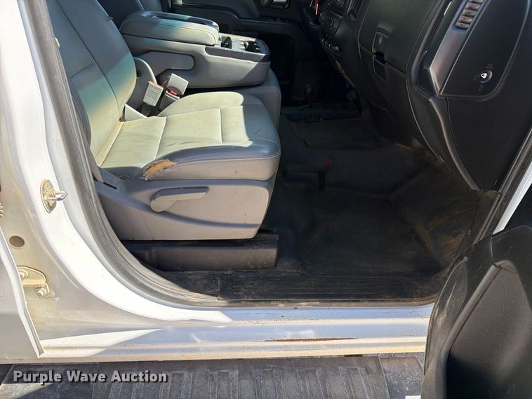 image for item FN2647 2015 Chevrolet Silverado 2500HD Crew Cab utility bed pickup truck