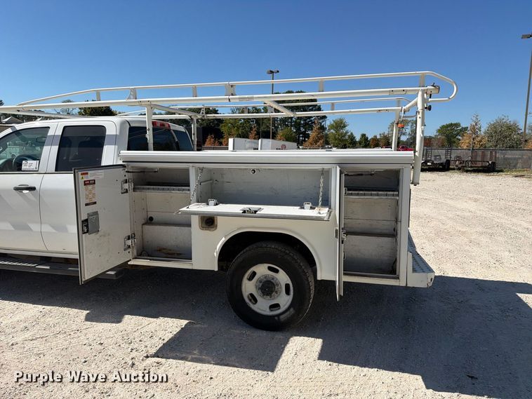 image for item FN2648 2016 GMC Sierra 2500HD Crew Cab utility bed pickup truck
