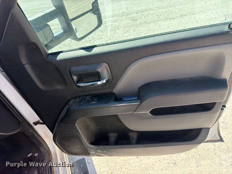 image for item FN2648 2016 GMC Sierra 2500HD Crew Cab utility bed pickup truck