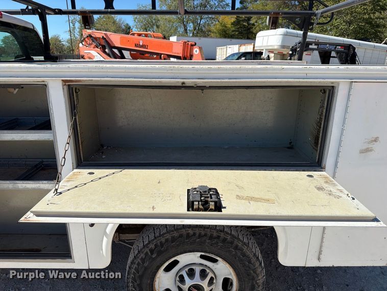 image for item FN2649 2012 GMC Sierra 2500HD Ext. Cab utility bed pickup truck