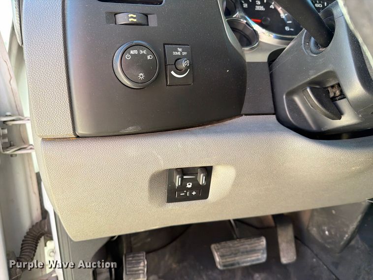 image for item FN2649 2012 GMC Sierra 2500HD Ext. Cab utility bed pickup truck
