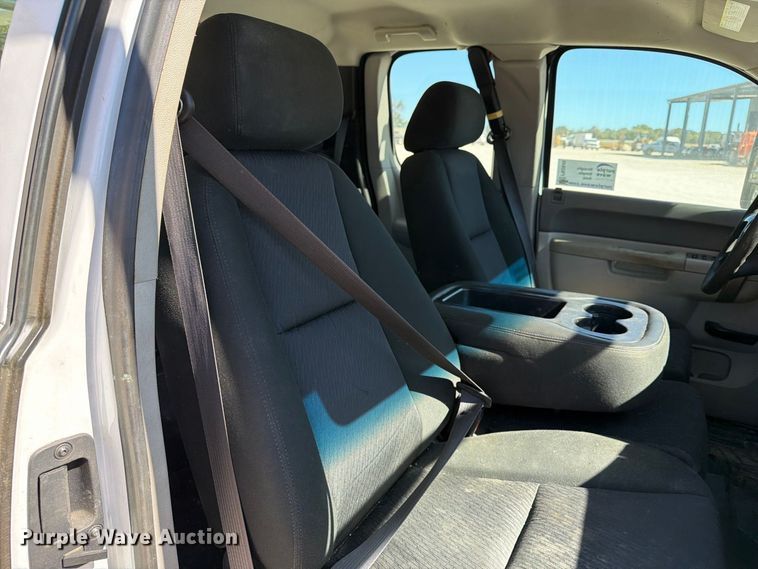 image for item FN2649 2012 GMC Sierra 2500HD Ext. Cab utility bed pickup truck
