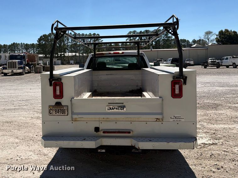 image for item FN2650 2013 GMC Sierra 3500HD Crew Cab utility bed pickup truck