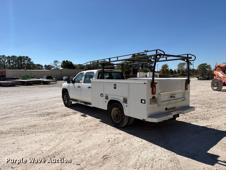 image for item FN2650 2013 GMC Sierra 3500HD Crew Cab utility bed pickup truck