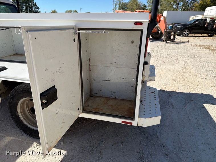image for item FN2650 2013 GMC Sierra 3500HD Crew Cab utility bed pickup truck