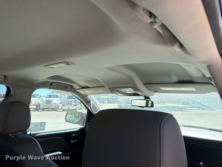 image for item FN2651 2015 Chevrolet Silverado 2500HD Crew Cab pickup truck