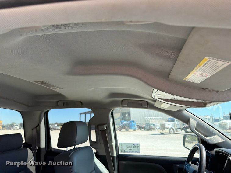 image for item FN2651 2015 Chevrolet Silverado 2500HD Crew Cab pickup truck