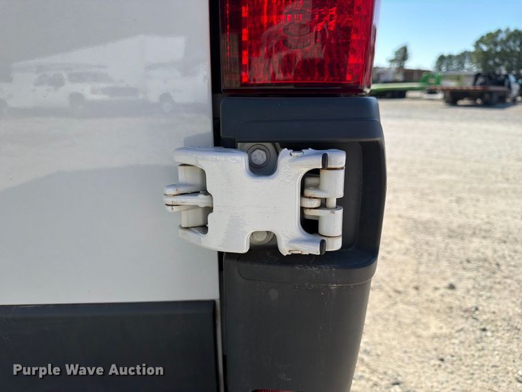 image for item FN2652 2018 RAM Promaster 2500 delivery van
