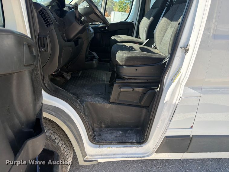 image for item FN2652 2018 RAM Promaster 2500 delivery van