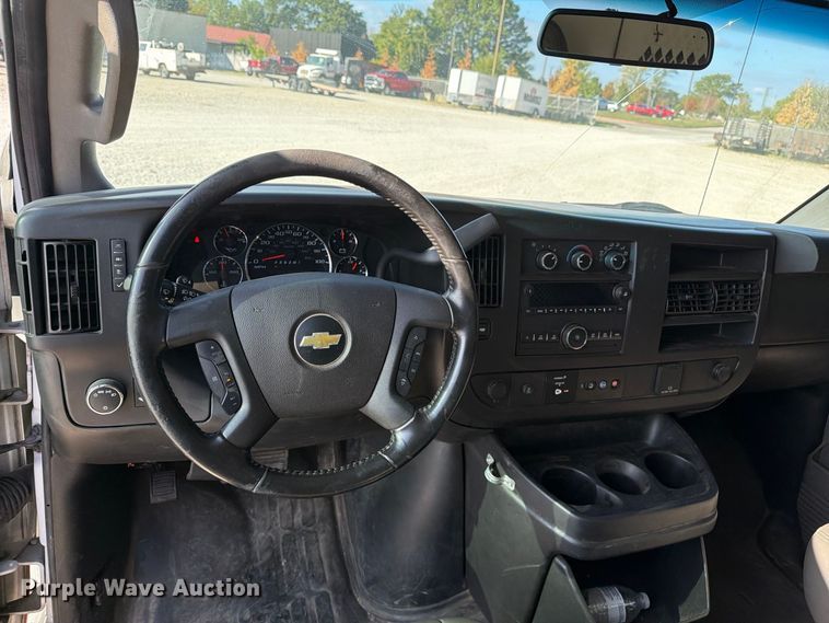image for item FN2657 2021 Chevrolet Express 3500 van