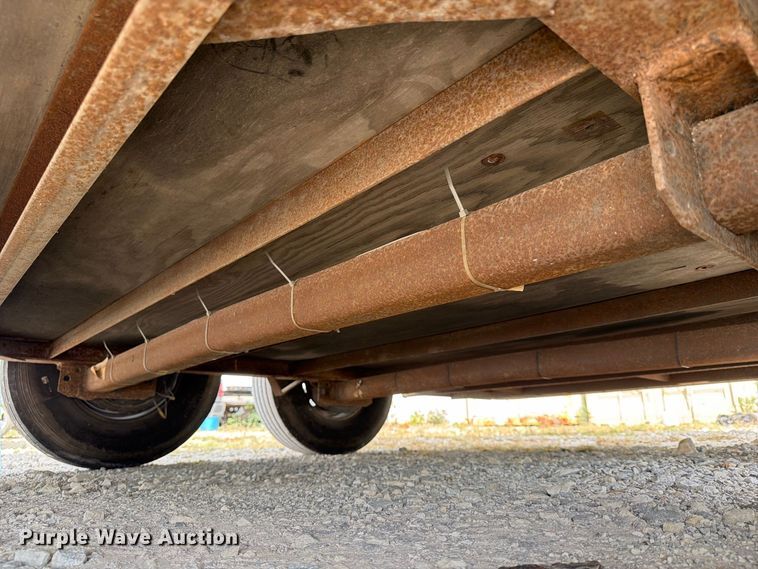 image for item FN2658 2004 Contract Manufacturer enclosed cargo trailer