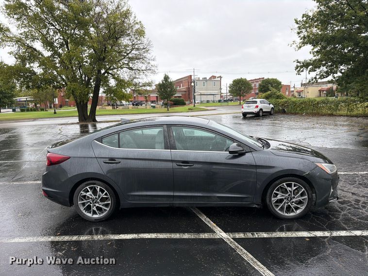 image for item FN2663 2020 Hyundai Elantra 