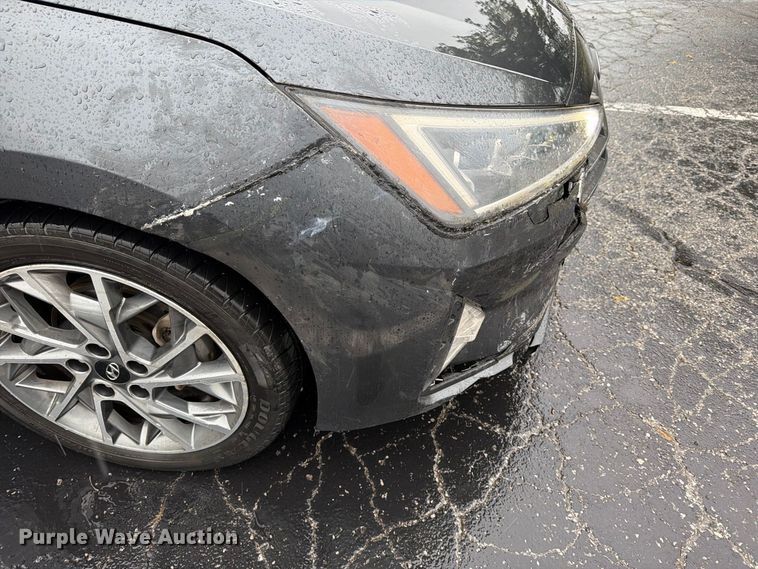 image for item FN2663 2020 Hyundai Elantra 