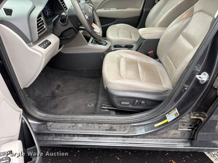 image for item FN2663 2020 Hyundai Elantra 
