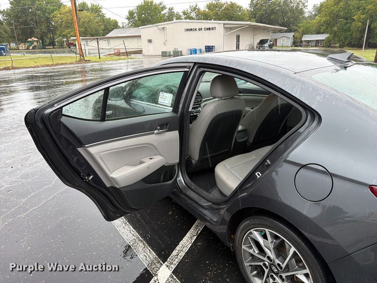 image for item FN2663 2020 Hyundai Elantra 