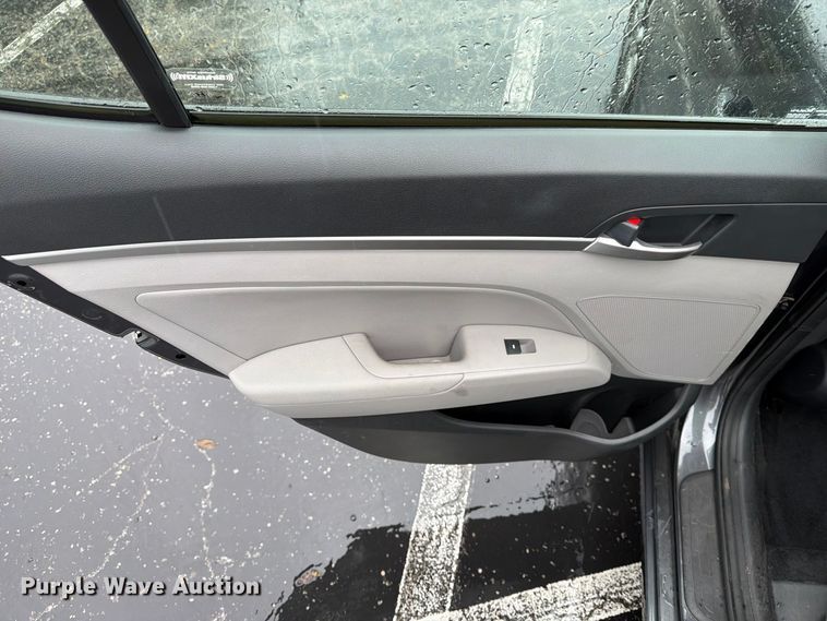 image for item FN2663 2020 Hyundai Elantra 