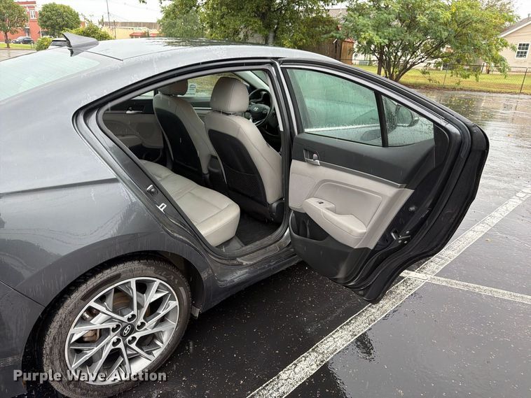 image for item FN2663 2020 Hyundai Elantra 