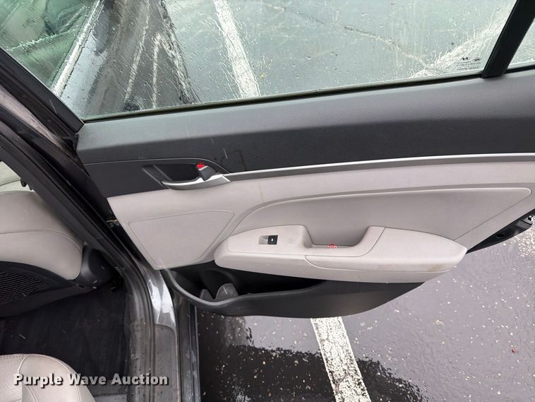 image for item FN2663 2020 Hyundai Elantra 