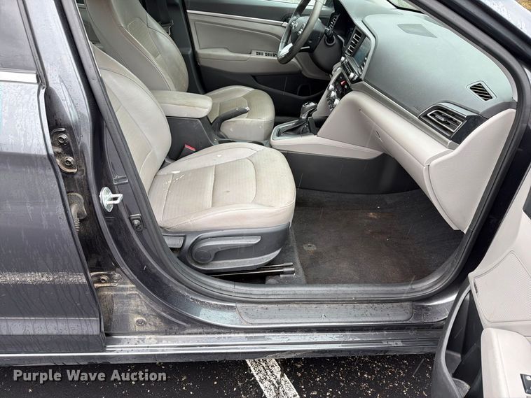 image for item FN2663 2020 Hyundai Elantra 