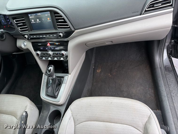 image for item FN2663 2020 Hyundai Elantra 
