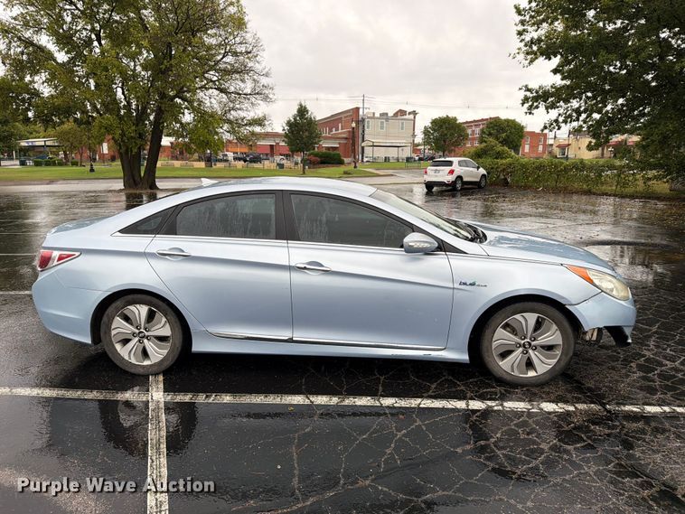 image for item FN2664 2013 Hyundai Sonata 