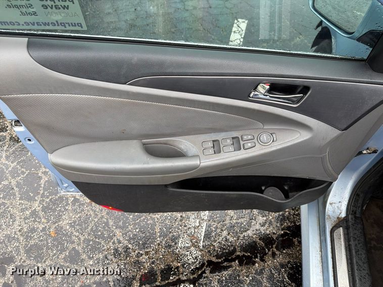image for item FN2664 2013 Hyundai Sonata 