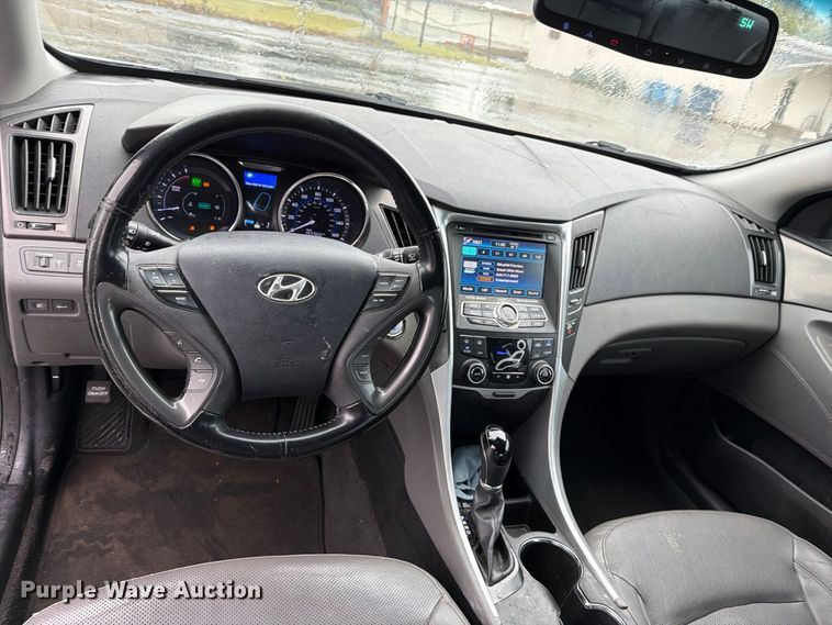 image for item FN2664 2013 Hyundai Sonata 