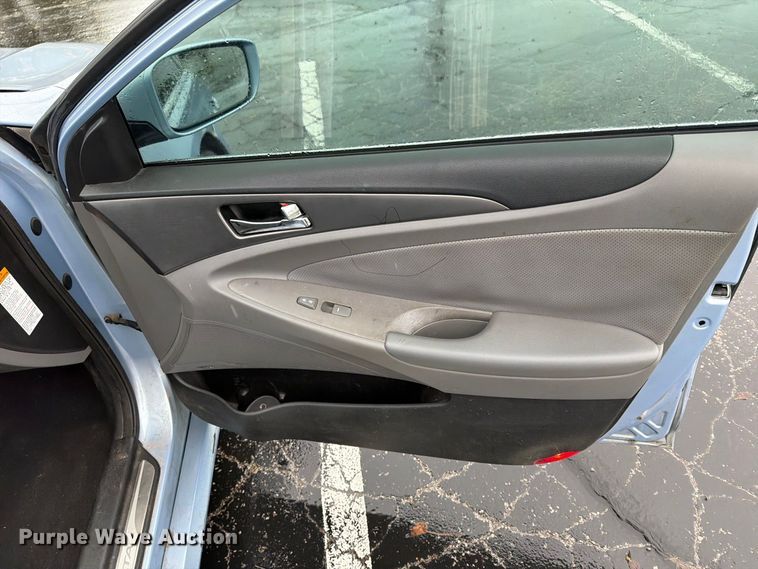 image for item FN2664 2013 Hyundai Sonata 