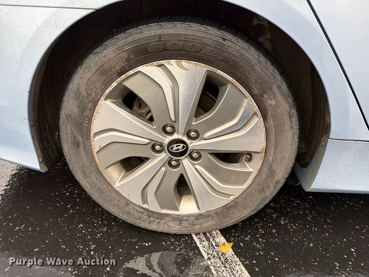image for item FN2664 2013 Hyundai Sonata 