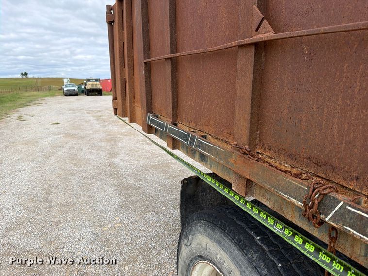 image for item FN2671 2005 Sterling Acterra dump truck