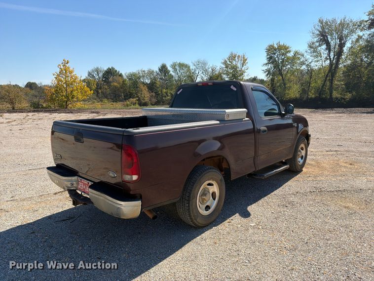 image for item FN2676 2000 Ford F150 pickup truck
