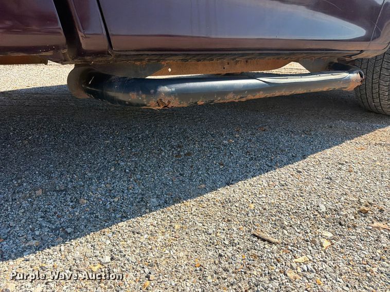 image for item FN2676 2000 Ford F150 pickup truck