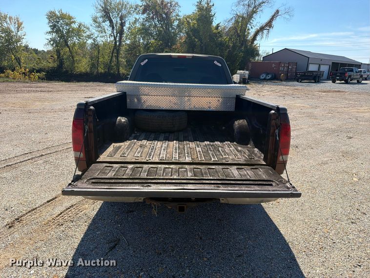 image for item FN2676 2000 Ford F150 pickup truck