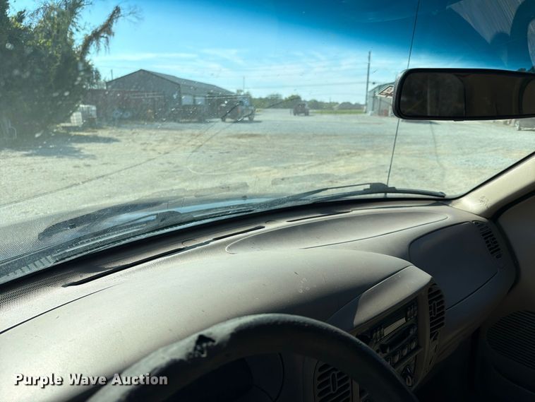 image for item FN2676 2000 Ford F150 pickup truck