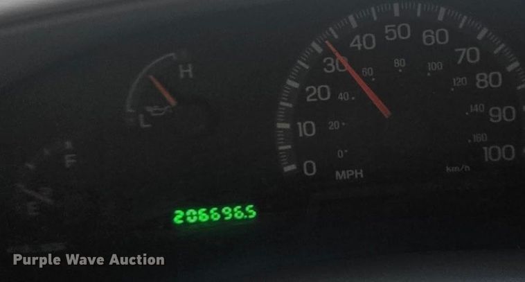 image for item FN2676 2000 Ford F150 pickup truck
