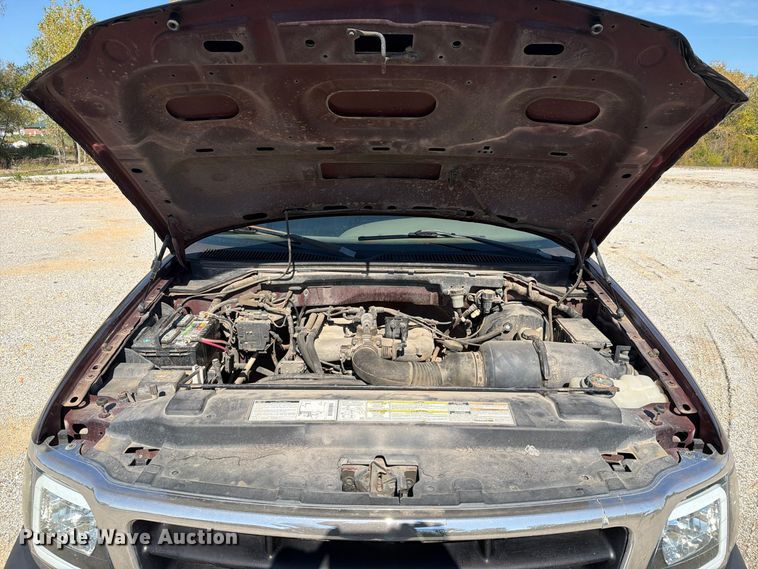 image for item FN2676 2000 Ford F150 pickup truck