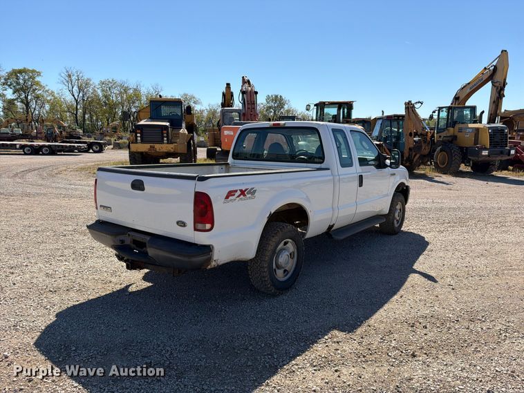 image for item FN5897 2005 Ford F250 Super Duty Ext. Cab pickup truck