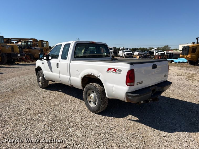 image for item FN5897 2005 Ford F250 Super Duty Ext. Cab pickup truck