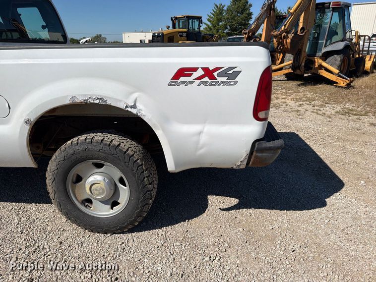 image for item FN5897 2005 Ford F250 Super Duty Ext. Cab pickup truck