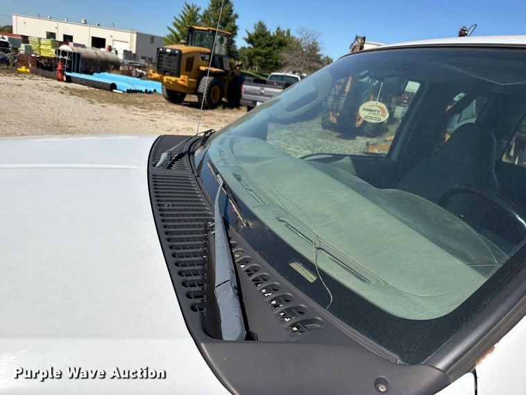 image for item FN5897 2005 Ford F250 Super Duty Ext. Cab pickup truck