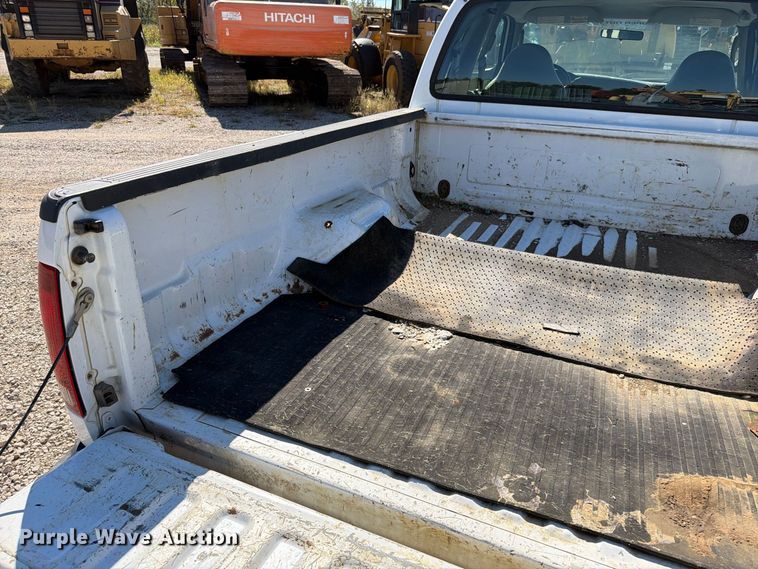 image for item FN5897 2005 Ford F250 Super Duty Ext. Cab pickup truck