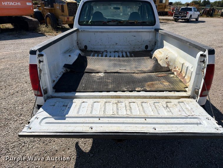 image for item FN5897 2005 Ford F250 Super Duty Ext. Cab pickup truck