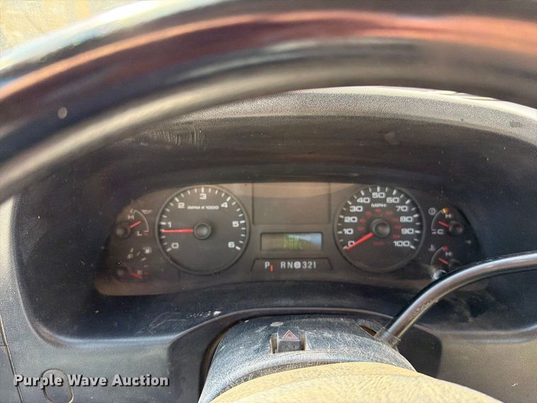 image for item FN5897 2005 Ford F250 Super Duty Ext. Cab pickup truck