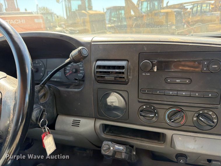 image for item FN5897 2005 Ford F250 Super Duty Ext. Cab pickup truck